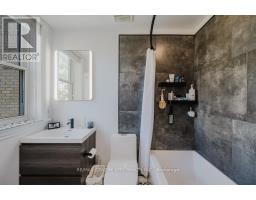 401 - 280 QUEENS AVENUE S - 16