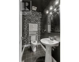 9 - 152 ALBERT STREET - 18