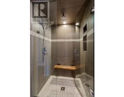 9 - 152 ALBERT STREET - 32