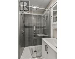 9 - 152 ALBERT STREET - 42