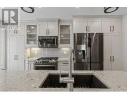 9 - 152 ALBERT STREET - 6