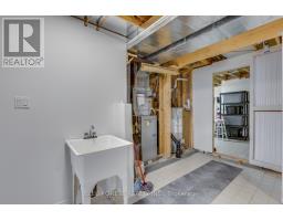 21 - 680 COMMISSIONERS ROAD W - 26