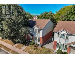 25 - 70 CHAPMAN COURT - 41