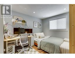 17 MCDONALD AVENUE - 29