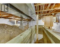 17 MCDONALD AVENUE - 39