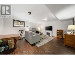 2 - 582 HYDE PARK ROAD - 31