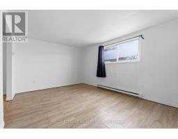 708 OXFORD STREET E - 27