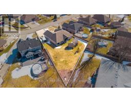 12 MCKINLAY AVENUE - 43