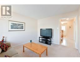 90 ROMAN CRESCENT - 18