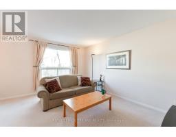 90 ROMAN CRESCENT - 20