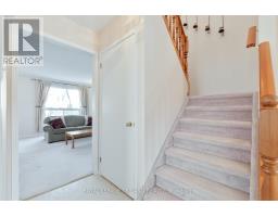 90 ROMAN CRESCENT - 21