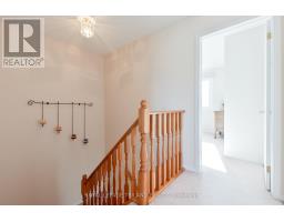 90 ROMAN CRESCENT - 23