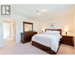 90 ROMAN CRESCENT - 28