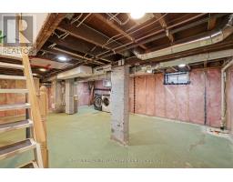 98 BRISCOE STREET E - 34