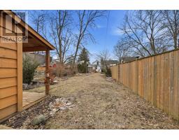 98 BRISCOE STREET E - 41