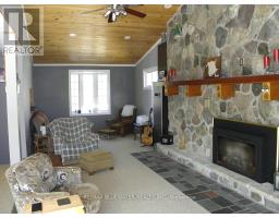 6386 VICTORIA AVENUE - 16