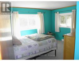 6386 VICTORIA AVENUE - 22