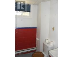 6386 VICTORIA AVENUE - 29