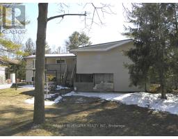 6386 VICTORIA AVENUE - 4