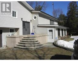 6386 VICTORIA AVENUE - 6