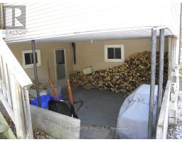 6386 VICTORIA AVENUE - 7