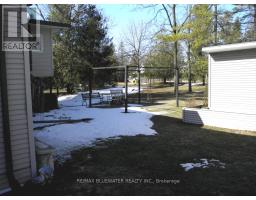 6386 VICTORIA AVENUE - 8