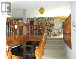 6386 VICTORIA AVENUE - 9