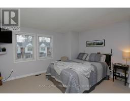 16 - 1415 COMMISSIONERS ROAD W - 14