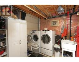 16 - 1415 COMMISSIONERS ROAD W - 20