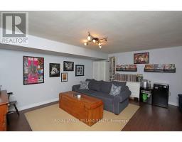 16 - 1415 COMMISSIONERS ROAD W - 9