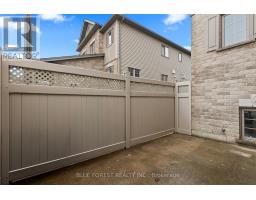 50 - 3200 SINGLETON AVENUE - 20