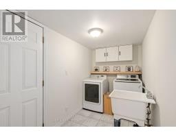 22 QUEENSTON CRESCENT - 14