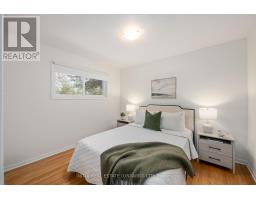 22 QUEENSTON CRESCENT - 16