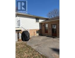 152 1/2 FAIRVIEW AVENUE - 3