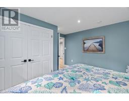 7652 RIVERSIDE DRIVE - 32