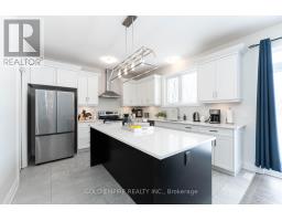 2177 LOCKWOOD CRESCENT - 13