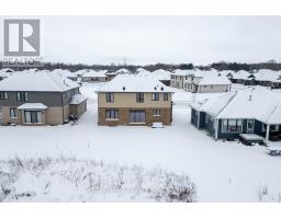 2177 LOCKWOOD CRESCENT - 37