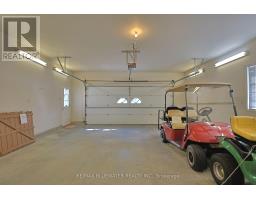 No.8 - 9826 NORTHVILLE CRESCENT - 35