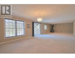 No.8 - 9826 NORTHVILLE CRESCENT - 40