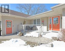 No.8 - 9826 NORTHVILLE CRESCENT - 9