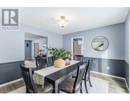 27 FOXCROFT CRESCENT - 13