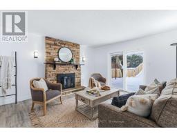 27 FOXCROFT CRESCENT - 19