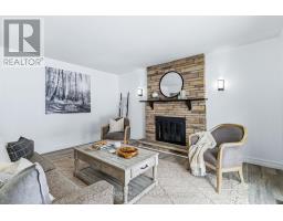 27 FOXCROFT CRESCENT - 21