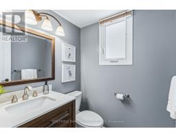 27 FOXCROFT CRESCENT - 22