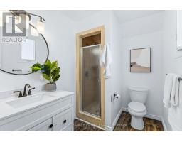 27 FOXCROFT CRESCENT - 28