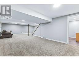 27 FOXCROFT CRESCENT - 36