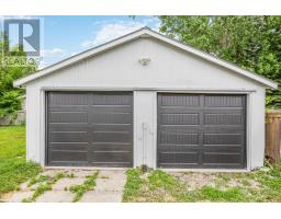 136 CHESTNUT AVENUE - 30