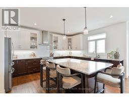 558 ECLIPSE WALK - 19