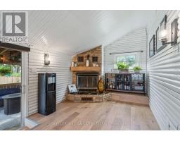 18 SYCAMORE STREET - 22