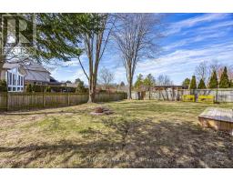 931 FARNHAM ROAD - 25